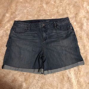 Vera Wang Medium Wash Denim Shorts
